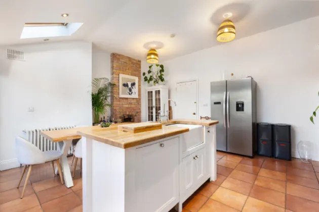 Photo of 30 Victoria Avenue, Donnybrook, Dublin 4, D04 X4K0