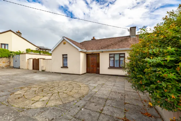 Photo of 1 Father Mathew Terrace, Clonmel, Co. Tipperary, E91 FD76