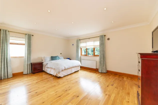 Photo of 10 Woodside, Mount Prospect, Clontarf, Dublin 3, D03 WV40