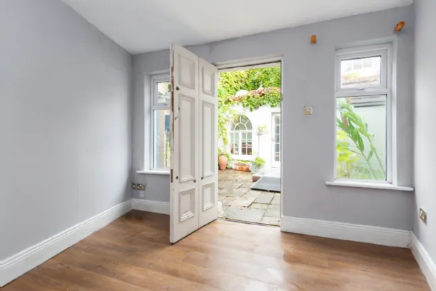 Photo of 11 De Vesci Terrace, Monkstown, Co Dublin, A96 A370