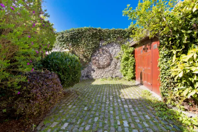 Photo of 2 Harcourt Terrace, Dublin 2, D02 E722