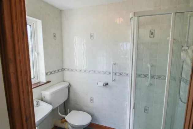 Photo of 3 Summerhill Court, Carrick-On-Shannon, Co. Leitrim, N41 EV26