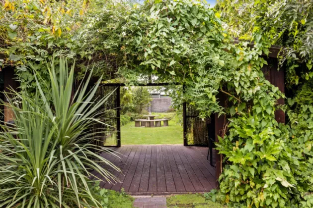 Photo of 100 Strand Road, Sandymount, Dublin 4, D04 VY52