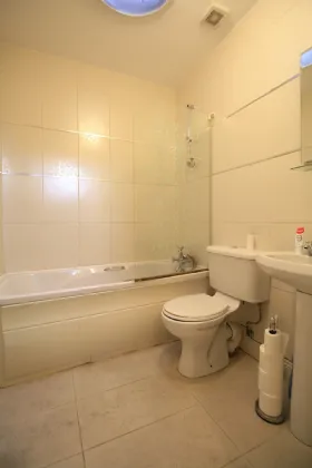 Photo of 65 Browneshill Wood, Browneshill Road, Carlow, R93 Y9K7