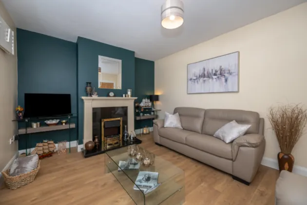 Photo of 107 Earlwood Estate, The Lough, Cork, T12 W5P2