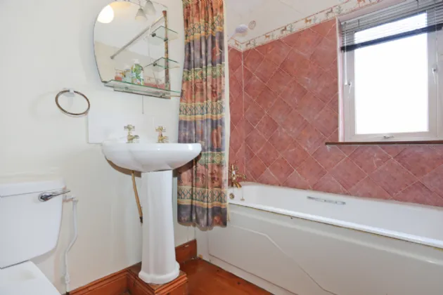 Photo of 30 Greenpark Close, South Circular Road, Limerick, V94 XEP4