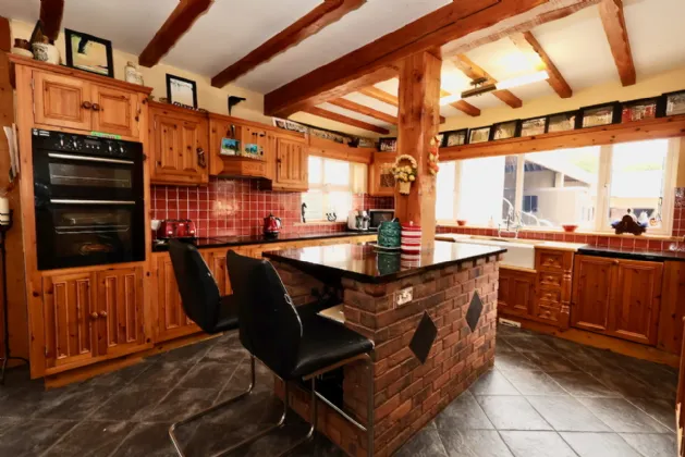 Photo of Creaghduff Stables, Coosan, Athlone, Co Westmeath, N37 K3E3