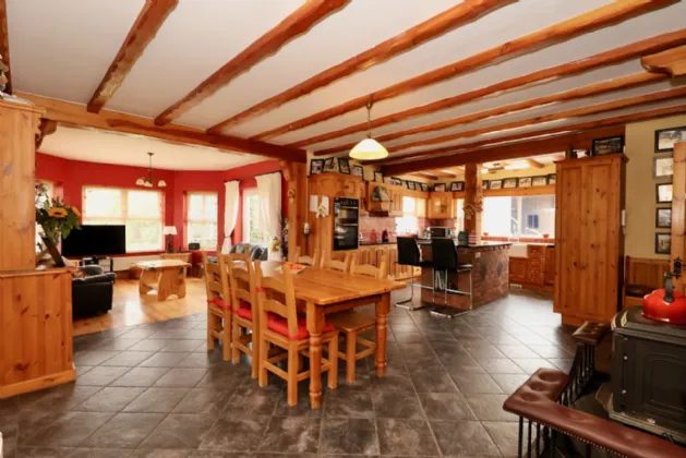 Photo of Creaghduff Stables, Coosan, Athlone, Co Westmeath, N37 K3E3