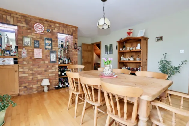 Photo of The Pigeons, Athlone, Co. Westmeath, N37 A627