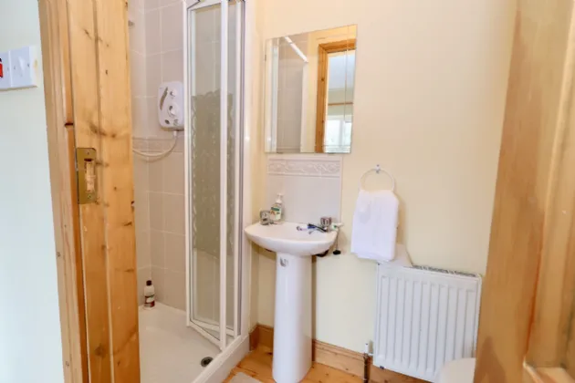 Photo of The Pigeons, Athlone, Co. Westmeath, N37 A627