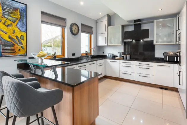 Photo of 6 Chapelton, Hollystown, Dublin 15, D15 AX7O