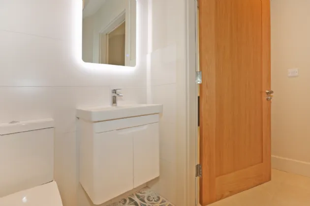 Photo of 2 Barnakyle Gardens, Patrickswell, Limerick, V9400N2