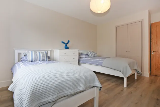 Photo of 2 Barnakyle Gardens, Patrickswell, Limerick, V9400N2