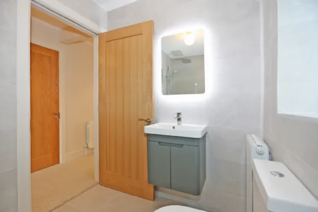 Photo of 2 Barnakyle Gardens, Patrickswell, Limerick, V9400N2