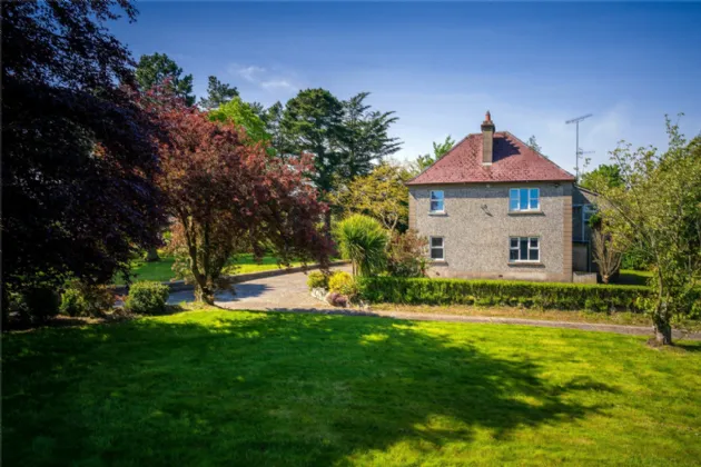 Photo of Ardlaois, Seafield Road / Rock Road, Blackrock, Co. Louth, A91P237