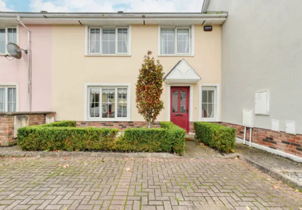 Photo of 131 The Hermitage, Portlaoise, Co. Laois, R32 NYR2