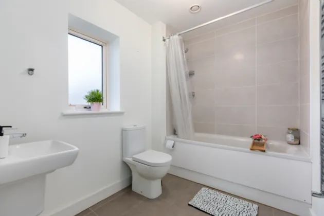 Photo of 40 Abbots Grove Avenue, Knocklyon, Dublin 16, D16 CD96