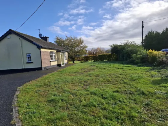 Photo of Back Road, Pullough, Tullamore, Co Offaly, R35Y284