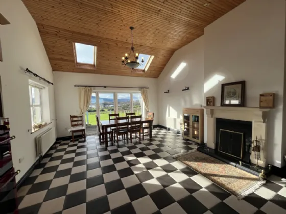 Photo of Errew, Castlehill,, Ballina, Co Mayo, F26 H6P7