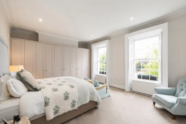 Photo of 3 Wellington Place, Ballsbridge, Dublin 4, D04 E7Y8