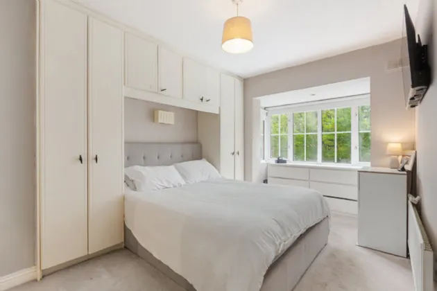 Photo of 40 Springvale, Edmondstown Road, Rathfarnham, Dublin 16, D16 P9Y8