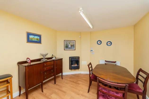 Photo of 6 Iona Park, Glasnevin, Dublin 9, D09 E7R2