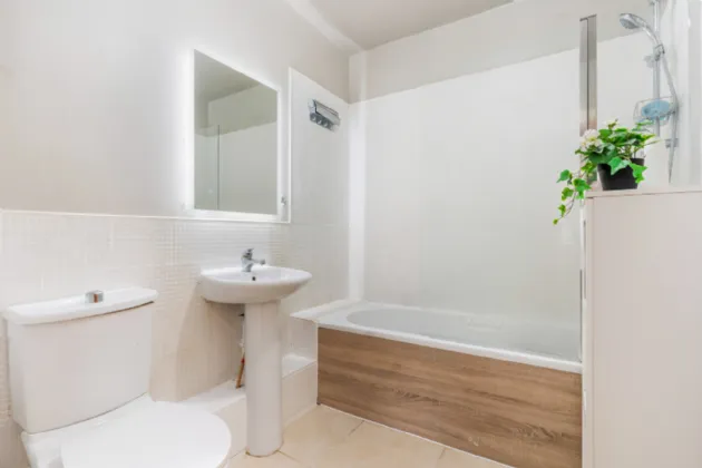 Photo of Apartment, 120 East Courtyard, Tullyvale, Cabinteely, D18YY31