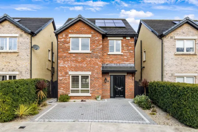 Photo of 34 Kelletts Grove, Dunshaughlin, Co. Meath, A85 R621