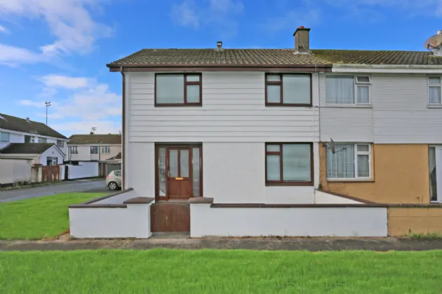 Photo of 30 Cronan Grove, Shannon, Clare, V14 RD98