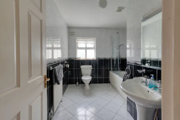 Photo of 4 Carriglea,, Killenard,, Co. Laois, R32E4E1