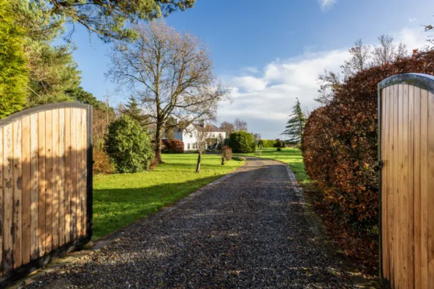 Photo of Saunderscourt House, Saunderscourt, Crossabeg, Co. Wexford, Y35 AE04