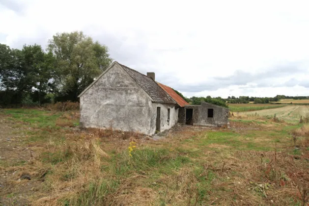 Photo of Derelict Cottage At, Garryhundon, Ballybar, Carlow