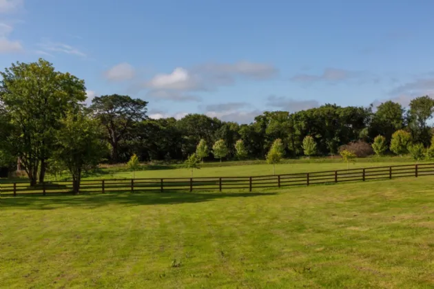 Photo of Pembrokestown House, Gaulstown, Butlerstown, Co. Waterford, X91V4K2