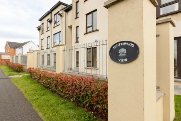 Photo of 4 Petitswood View, Dublin Rd, Mullingar, Co. Westmeath, N91 RY82