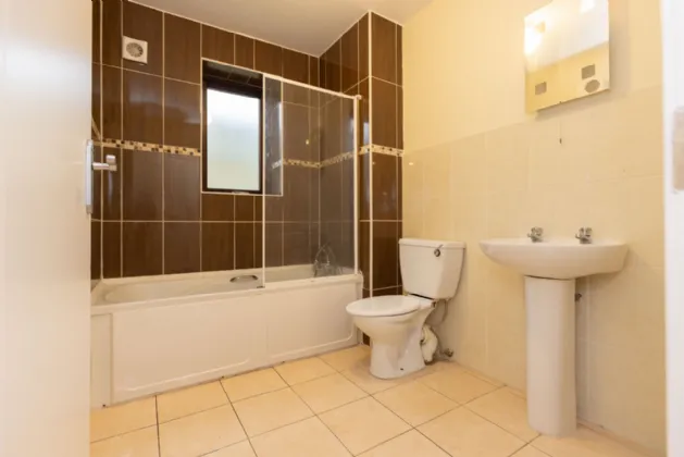 Photo of 4 Petitswood View, Dublin Rd, Mullingar, Co. Westmeath, N91 RY82