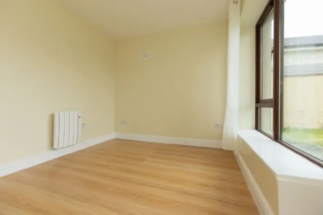 Photo of 4 Petitswood View, Dublin Rd, Mullingar, Co. Westmeath, N91 RY82