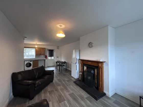 Photo of 17 Rosemount Close, Cahir, Co Tipperary, E21W544