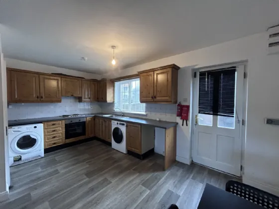 Photo of 17 Rosemount Close, Cahir, Co Tipperary, E21W544