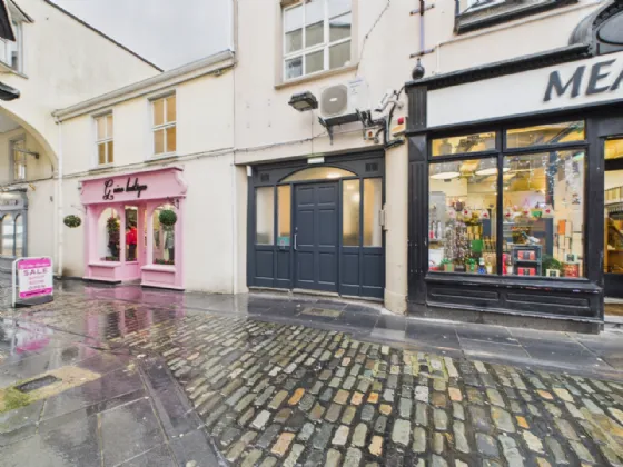 Photo of 17 Merchant's Square Apartments, Ennis, Co. Clare, V95 YX56