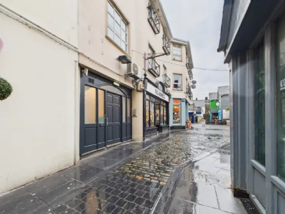 Photo of 17 Merchant's Square Apartments, Ennis, Co. Clare, V95 YX56