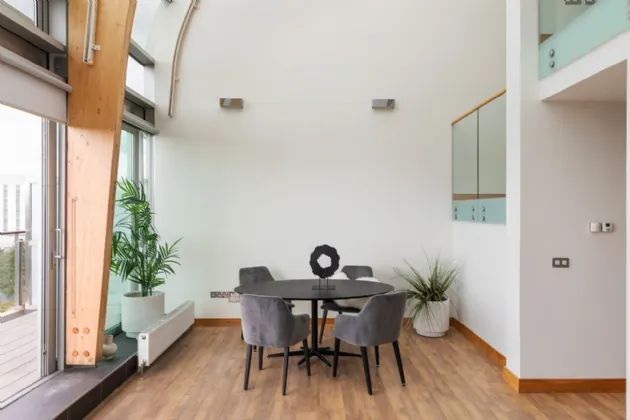 Photo of 225 The Links, Elmpark Green, Merrion, Dublin 4, D04 XN90