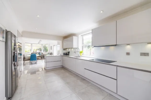 Photo of 10 Hollybrook Road, Clontarf, Dublin 3, D03 HW42