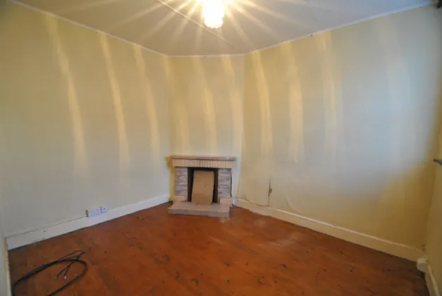 Photo of 36 Railway View, Roscrea, Co Tipperary, E53 TK66