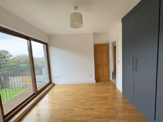 Photo of 16 Racecourse Lawns, Westport Road, Clifden, H71X092