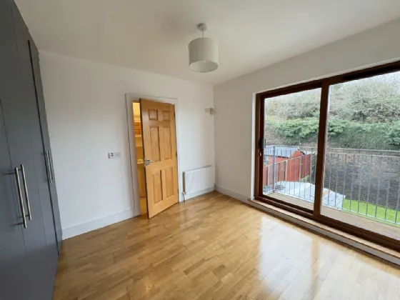 Photo of 16 Racecourse Lawns, Westport Road, Clifden, H71X092