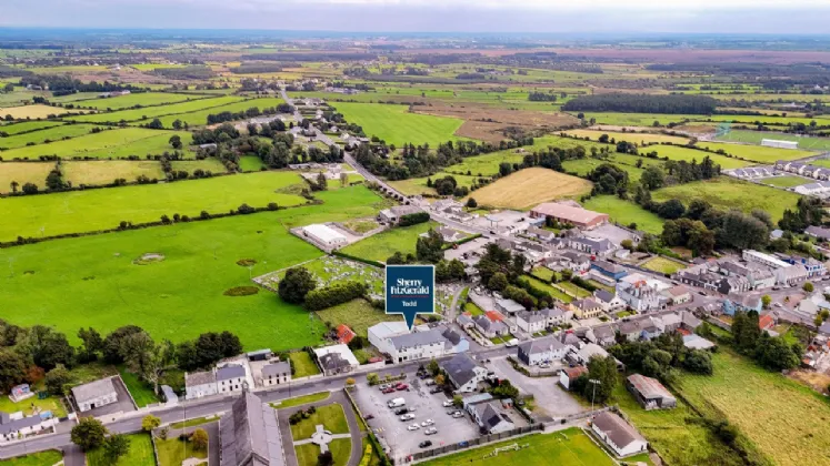 Photo of Londis, Church Street, Glenamaddy, Co. Galway, F45 CD85