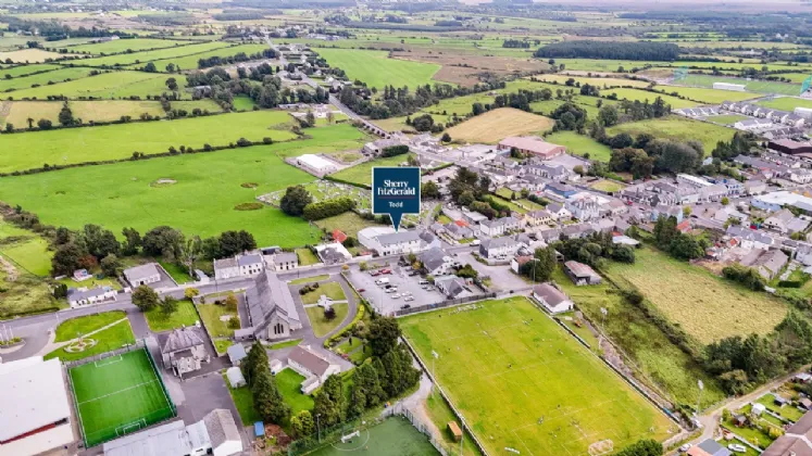 Photo of Londis, Church Street, Glenamaddy, Co. Galway, F45 CD85