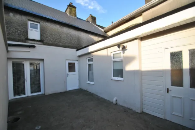 Photo of Rosemary St, Roscrea, Co. Tipperary, E53 DE27