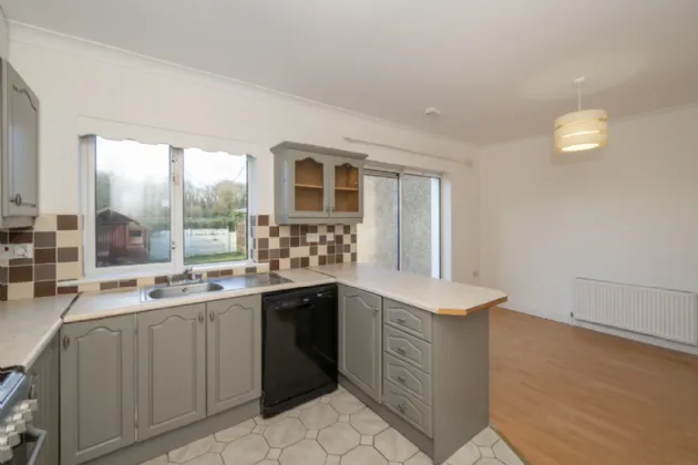 Photo of 28 Highbury, Waterpark, Carrigaline, Co. Cork, P43 DW73