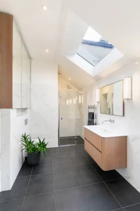 Photo of 8 Mount Eden Road, Donnybrook, Dublin 4, D04 X7P1